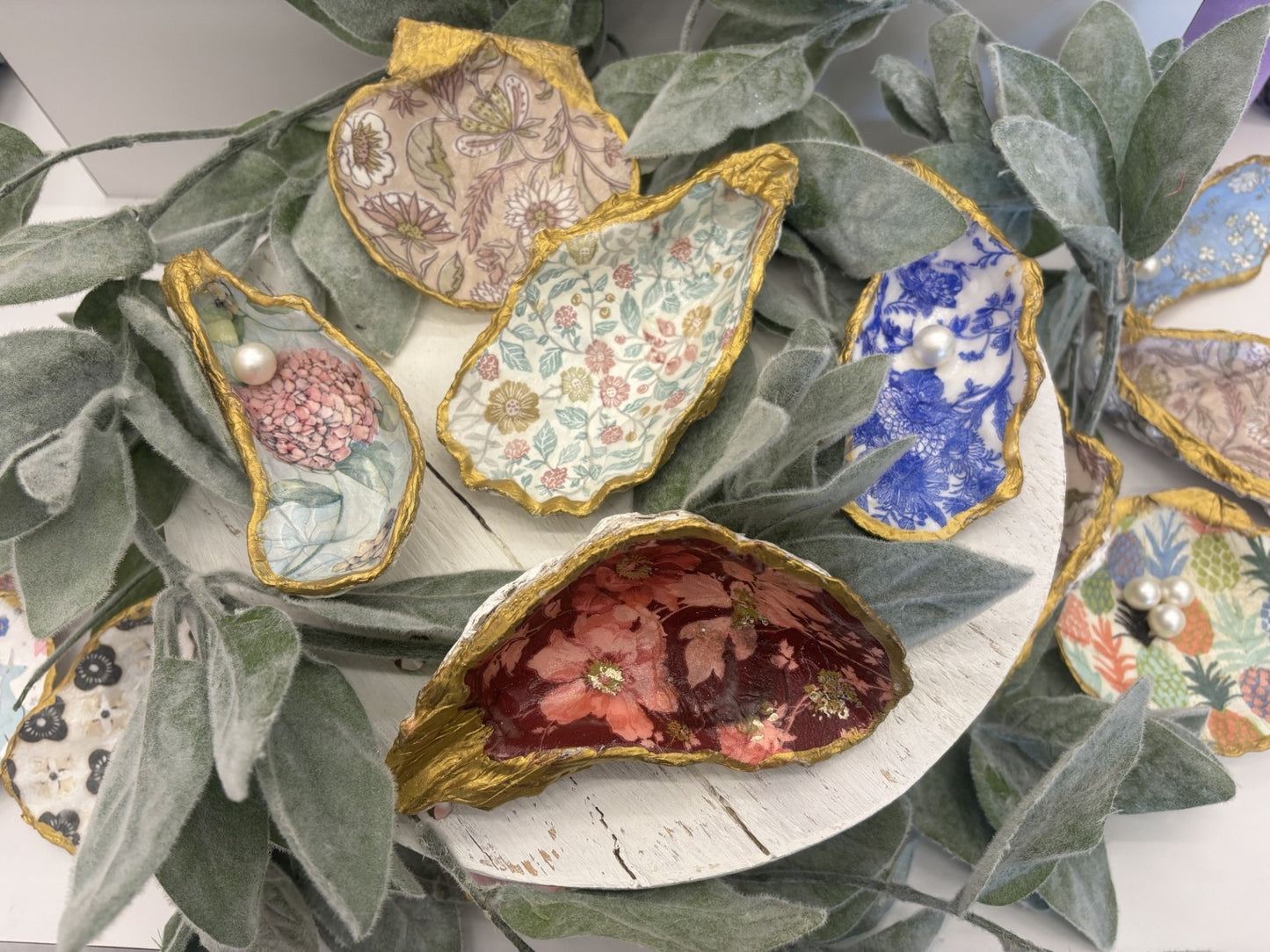 Shell trinket tray